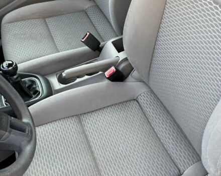 Чорний Фольксваген Гольф, об'ємом двигуна 1.6 л та пробігом 228 тис. км за 7200 $, фото 15 на Automoto.ua