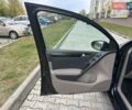 Фольксваген Гольф 2009 у Полтаві на Automoto.ua Чорний Фольксваген Гольф, об'ємом двигуна 1.4 л та пробігом 150 тис. км за 7800 $, фото 33 на Automoto.ua