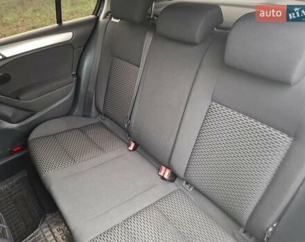 Чорний Фольксваген Гольф, об'ємом двигуна 1.39 л та пробігом 209 тис. км за 7400 $, фото 20 на Automoto.ua