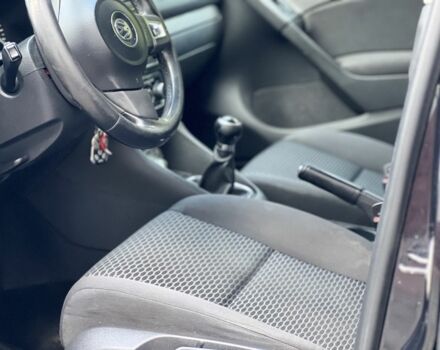 Черный Фольксваген Гольф, объемом двигателя 2 л и пробегом 249 тыс. км за 6890 $, фото 11 на Automoto.ua