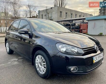 Черный Фольксваген Гольф, объемом двигателя 1.6 л и пробегом 247 тыс. км за 7950 $, фото 5 на Automoto.ua