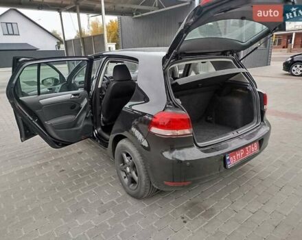 Черный Фольксваген Гольф, объемом двигателя 1.4 л и пробегом 228 тыс. км за 6800 $, фото 7 на Automoto.ua