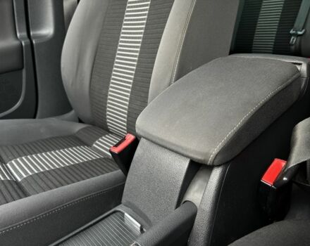 Черный Фольксваген Гольф, объемом двигателя 1.6 л и пробегом 167 тыс. км за 6999 $, фото 14 на Automoto.ua