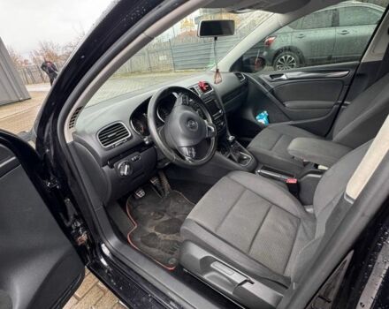 Черный Фольксваген Гольф, объемом двигателя 1.4 л и пробегом 2 тыс. км за 7300 $, фото 5 на Automoto.ua