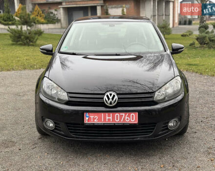 Черный Фольксваген Гольф, объемом двигателя 1.39 л и пробегом 251 тыс. км за 8400 $, фото 1 на Automoto.ua