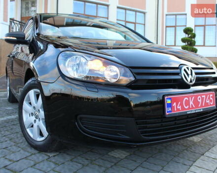 Черный Фольксваген Гольф, объемом двигателя 1.6 л и пробегом 210 тыс. км за 7350 $, фото 5 на Automoto.ua