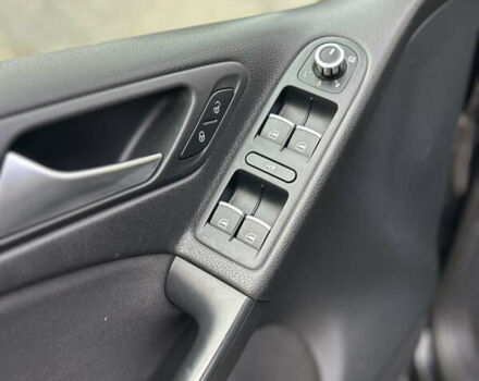 Черный Фольксваген Гольф, объемом двигателя 1.39 л и пробегом 109 тыс. км за 8490 $, фото 13 на Automoto.ua