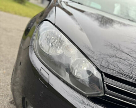 Черный Фольксваген Гольф, объемом двигателя 1.39 л и пробегом 251 тыс. км за 8400 $, фото 13 на Automoto.ua