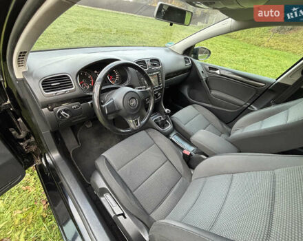 Черный Фольксваген Гольф, объемом двигателя 1.6 л и пробегом 250 тыс. км за 7150 $, фото 19 на Automoto.ua