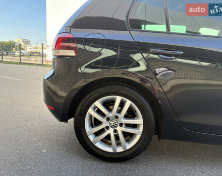 Чорний Фольксваген Гольф, об'ємом двигуна 1.39 л та пробігом 208 тис. км за 7200 $, фото 8 на Automoto.ua