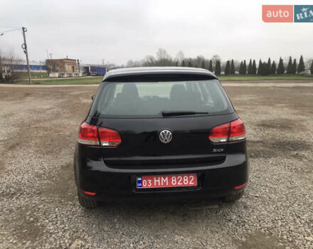 Черный Фольксваген Гольф, объемом двигателя 1.6 л и пробегом 232 тыс. км за 8200 $, фото 5 на Automoto.ua