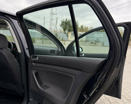 Черный Фольксваген Гольф, объемом двигателя 1.6 л и пробегом 189 тыс. км за 6650 $, фото 35 на Automoto.ua