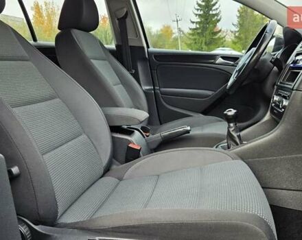 Черный Фольксваген Гольф, объемом двигателя 1.39 л и пробегом 197 тыс. км за 7350 $, фото 39 на Automoto.ua