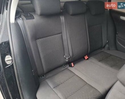 Чорний Фольксваген Гольф, об'ємом двигуна 1.39 л та пробігом 209 тис. км за 7400 $, фото 25 на Automoto.ua