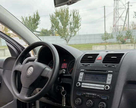 Черный Фольксваген Гольф, объемом двигателя 1.6 л и пробегом 189 тыс. км за 6650 $, фото 38 на Automoto.ua