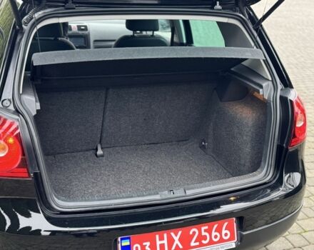 Черный Фольксваген Гольф, объемом двигателя 0 л и пробегом 270 тыс. км за 5700 $, фото 22 на Automoto.ua