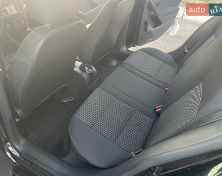 Черный Фольксваген Гольф, объемом двигателя 1.39 л и пробегом 263 тыс. км за 7500 $, фото 7 на Automoto.ua