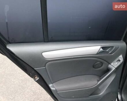 Черный Фольксваген Гольф, объемом двигателя 1.6 л и пробегом 214 тыс. км за 8200 $, фото 20 на Automoto.ua