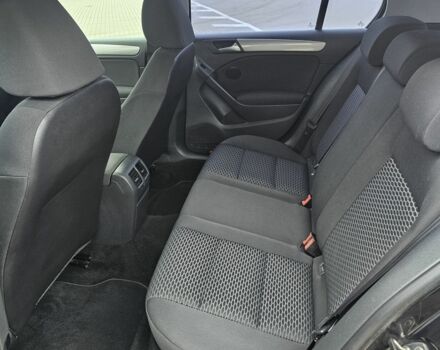 Чорний Фольксваген Гольф, об'ємом двигуна 1.6 л та пробігом 215 тис. км за 7900 $, фото 19 на Automoto.ua