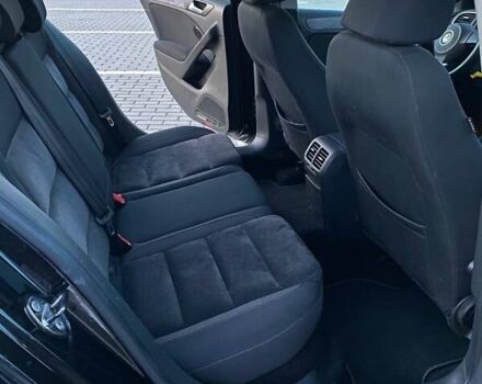 Черный Фольксваген Гольф, объемом двигателя 1.39 л и пробегом 227 тыс. км за 8300 $, фото 24 на Automoto.ua