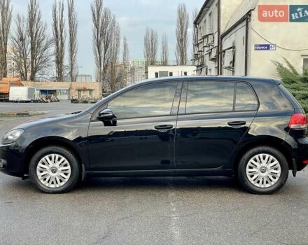 Черный Фольксваген Гольф, объемом двигателя 1.6 л и пробегом 247 тыс. км за 7950 $, фото 16 на Automoto.ua