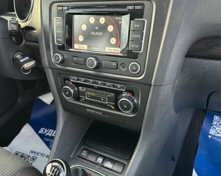 Черный Фольксваген Гольф, объемом двигателя 1.4 л и пробегом 233 тыс. км за 7500 $, фото 9 на Automoto.ua