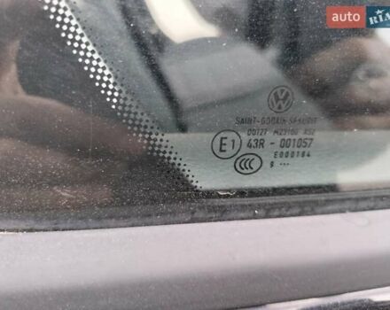 Черный Фольксваген Гольф, объемом двигателя 1.6 л и пробегом 187 тыс. км за 7800 $, фото 24 на Automoto.ua