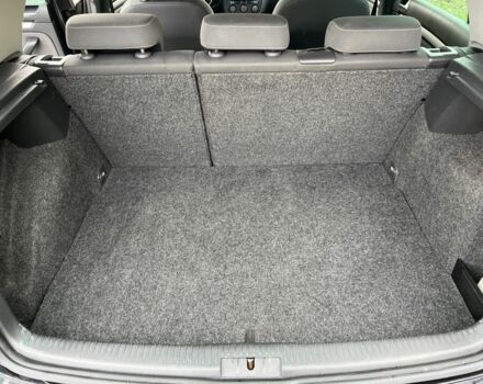 Черный Фольксваген Гольф, объемом двигателя 1.6 л и пробегом 167 тыс. км за 6999 $, фото 18 на Automoto.ua