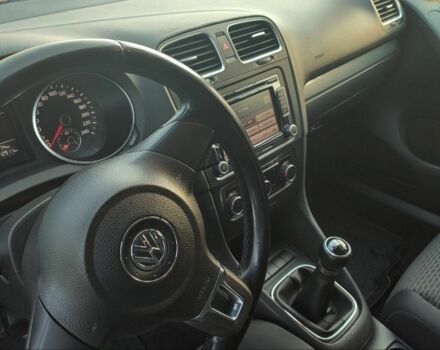 Черный Фольксваген Гольф, объемом двигателя 1.4 л и пробегом 217 тыс. км за 6700 $, фото 12 на Automoto.ua