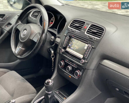 Черный Фольксваген Гольф, объемом двигателя 1.39 л и пробегом 190 тыс. км за 7200 $, фото 28 на Automoto.ua