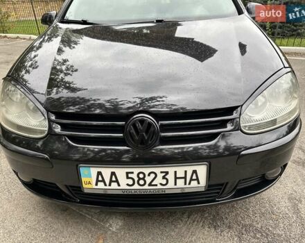 Черный Фольксваген Гольф, объемом двигателя 1.6 л и пробегом 196 тыс. км за 7000 $, фото 12 на Automoto.ua