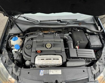 Черный Фольксваген Гольф, объемом двигателя 1.4 л и пробегом 168 тыс. км за 6850 $, фото 21 на Automoto.ua