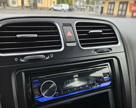 Черный Фольксваген Гольф, объемом двигателя 1.39 л и пробегом 197 тыс. км за 7350 $, фото 76 на Automoto.ua