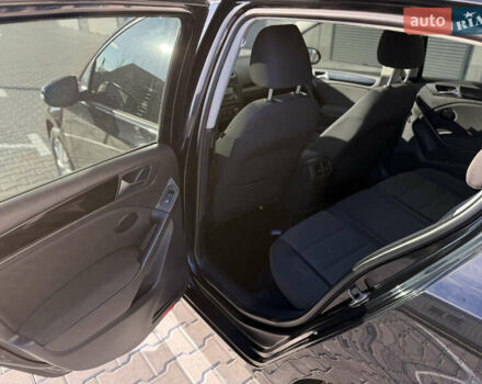 Черный Фольксваген Гольф, объемом двигателя 1.97 л и пробегом 231 тыс. км за 7999 $, фото 18 на Automoto.ua