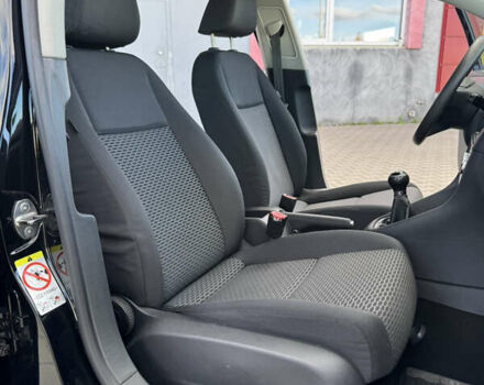 Черный Фольксваген Гольф, объемом двигателя 1.6 л и пробегом 186 тыс. км за 7999 $, фото 30 на Automoto.ua