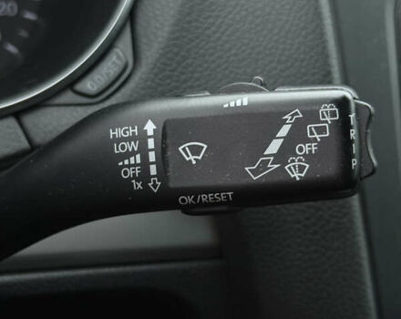 Черный Фольксваген Гольф, объемом двигателя 1.4 л и пробегом 227 тыс. км за 8500 $, фото 51 на Automoto.ua