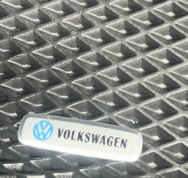 Черный Фольксваген Гольф, объемом двигателя 1.39 л и пробегом 172 тыс. км за 9700 $, фото 18 на Automoto.ua