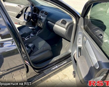 Черный Фольксваген Гольф, объемом двигателя 1.6 л и пробегом 230 тыс. км за 7200 $, фото 8 на Automoto.ua