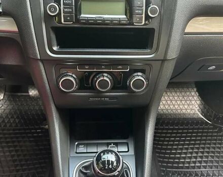 Черный Фольксваген Гольф, объемом двигателя 1.4 л и пробегом 169 тыс. км за 7700 $, фото 26 на Automoto.ua