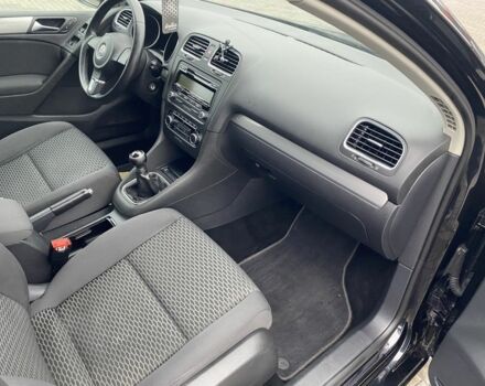 Черный Фольксваген Гольф, объемом двигателя 1.4 л и пробегом 237 тыс. км за 7300 $, фото 5 на Automoto.ua