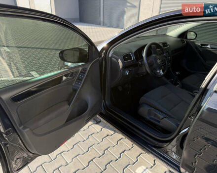 Черный Фольксваген Гольф, объемом двигателя 1.97 л и пробегом 231 тыс. км за 7999 $, фото 16 на Automoto.ua