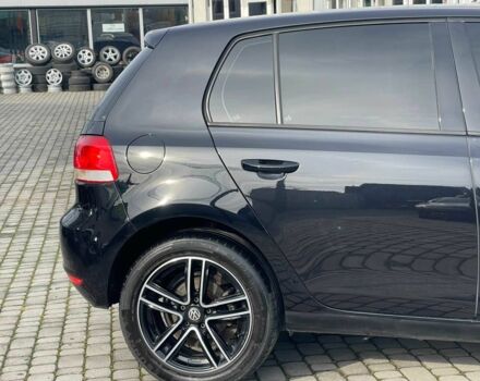 Черный Фольксваген Гольф, объемом двигателя 1.6 л и пробегом 196 тыс. км за 7950 $, фото 6 на Automoto.ua