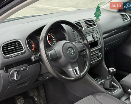 Чорний Фольксваген Гольф, об'ємом двигуна 1.4 л та пробігом 215 тис. км за 6850 $, фото 42 на Automoto.ua