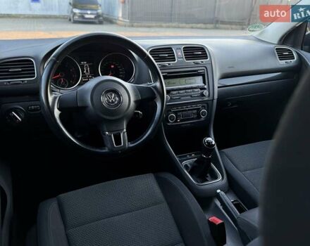 Черный Фольксваген Гольф, объемом двигателя 1.39 л и пробегом 184 тыс. км за 7990 $, фото 17 на Automoto.ua