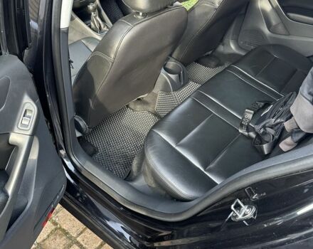 Черный Фольксваген Гольф, объемом двигателя 1.6 л и пробегом 273 тыс. км за 7600 $, фото 7 на Automoto.ua