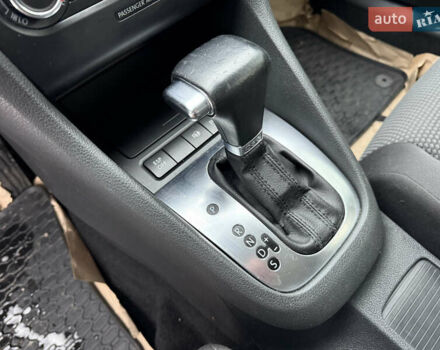 Чорний Фольксваген Гольф, об'ємом двигуна 1.39 л та пробігом 230 тис. км за 8350 $, фото 12 на Automoto.ua