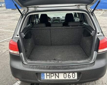 Чорний Фольксваген Гольф, об'ємом двигуна 2 л та пробігом 216 тис. км за 3500 $, фото 4 на Automoto.ua