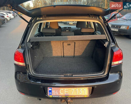 Черный Фольксваген Гольф, объемом двигателя 1.6 л и пробегом 236 тыс. км за 7300 $, фото 5 на Automoto.ua