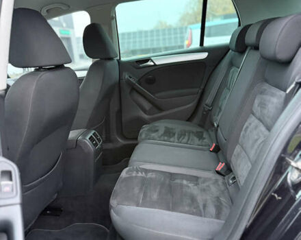 Черный Фольксваген Гольф, объемом двигателя 1.4 л и пробегом 227 тыс. км за 8500 $, фото 61 на Automoto.ua