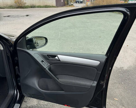 Черный Фольксваген Гольф, объемом двигателя 1.39 л и пробегом 279 тыс. км за 6800 $, фото 27 на Automoto.ua